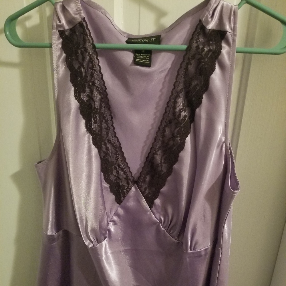 LB Silky lace camisole top